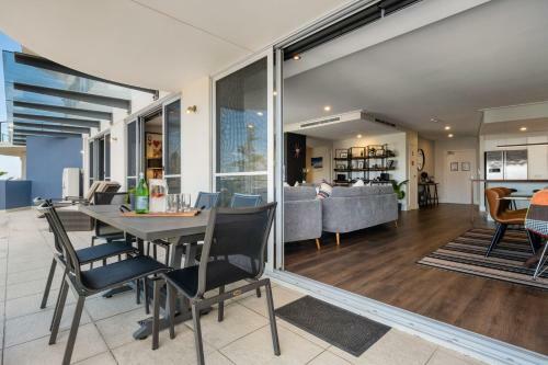Coast Luxury Apartment 24