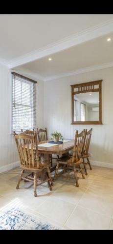 Renwick Cottage