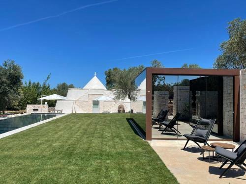 Villa Ostuni Mirror Trullo And Mirror House