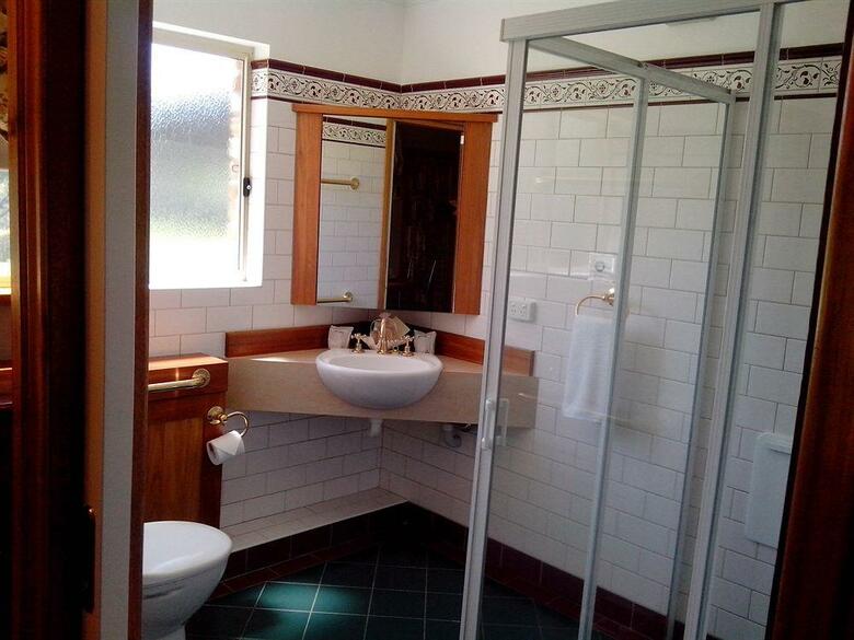Hostal Robyns Nest