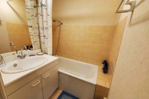 Apartamento Nice 38 M2 Bright With Balcony Near The Sea