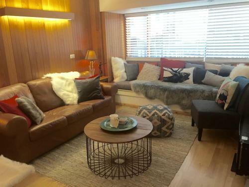 Modern Central Thredbo Apartment