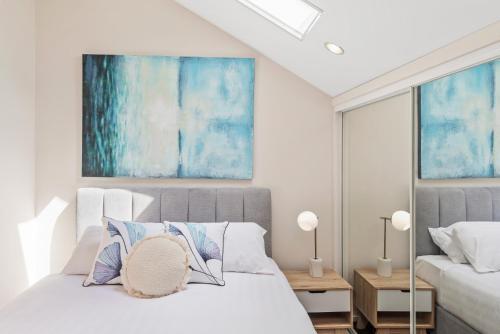 Apartamento Light-filled Coastal Living - Walk Everywhere