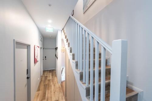 2 Private Double Bed In Sydney Cbd Near Train Uts Darlinghar&icc&c Hinatown - Room Only
