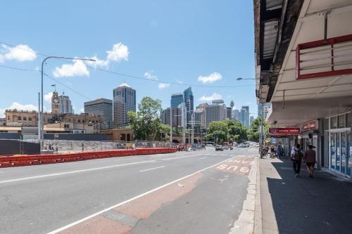2 Private Double Bed In Sydney Cbd Near Train Uts Darlinghar&icc&c Hinatown - Room Only