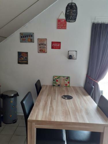 Agr�able Villa Dans Beau Domaine