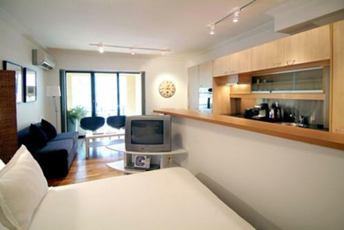 Accommodation Sydney Potts Point Studio Apartment With Balcony