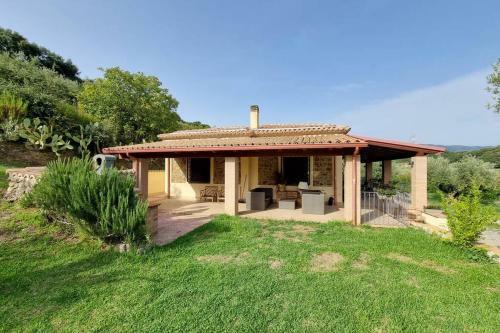 Casa In 8 Ettari Di Campagna, A 20' Dal Mare