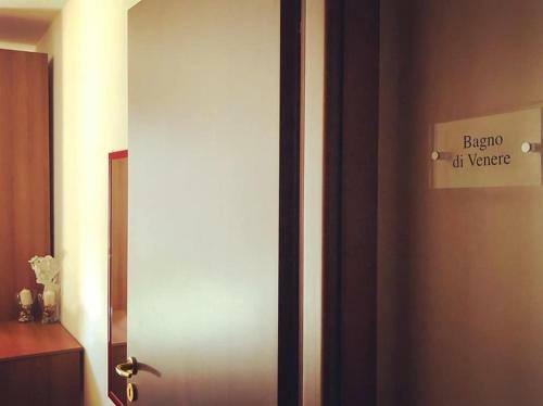 Dino's B&B