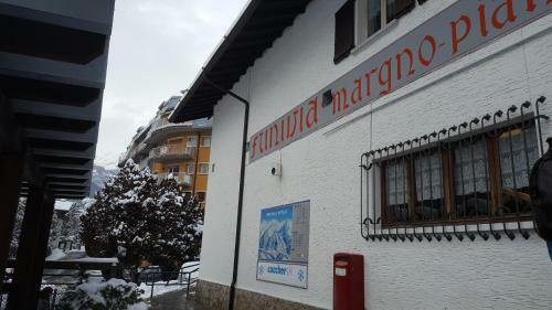 Danicolas Margno Apartment