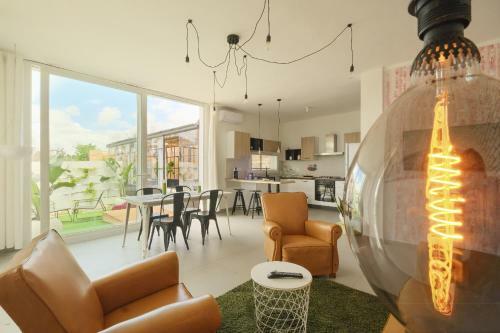 Essential Suite