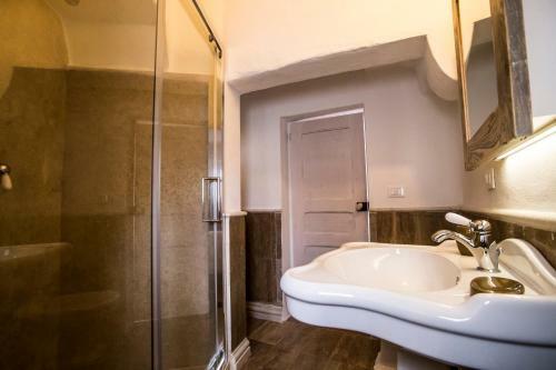 Corte Di Bonifacio Typical Bed And Breakfast