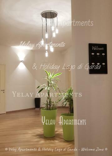 Yelay Apartments & Holiday Lago Di Garda