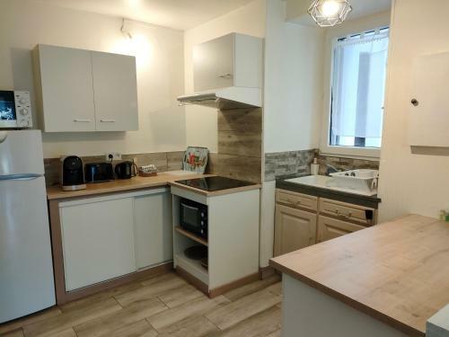 G�te Maison De Village 4 Personnes 3 Lits