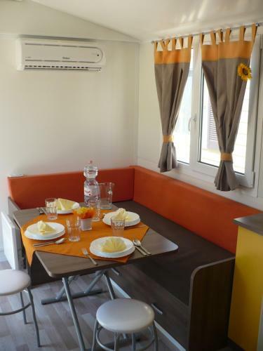 Victoria Mobilehome In Camping Baia Blu La Tortuga