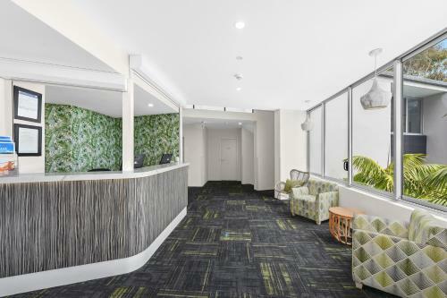 Palm Court Motor Inn