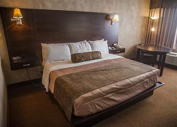 Quality Hotel & Conference Centre