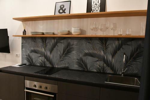 Hostal Nu House Rooms & Apartments