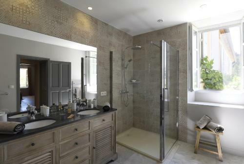 Bed & Breakfast Domaine Perr�al Les Chambres