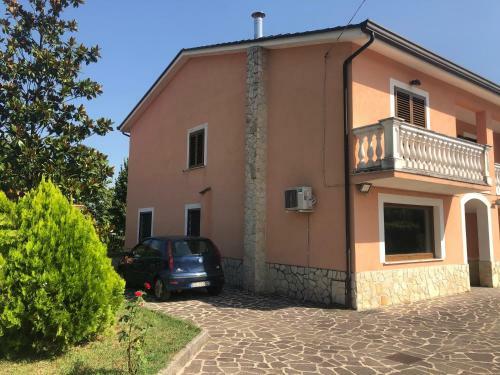 Immaculate 4-bed House In Cassino Villa Aurora