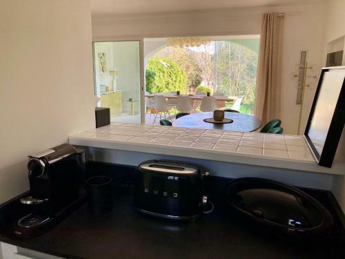 *les Restanques Maison Des Ch�nes 3 Chambres*