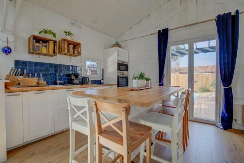 The Arcachon Basin Hut