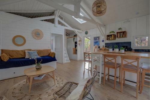The Arcachon Basin Hut
