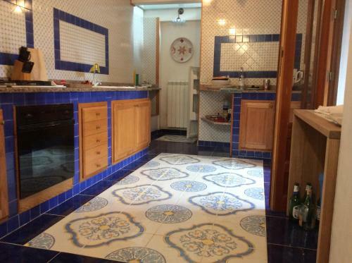 Hostal Bright Modern Country Home