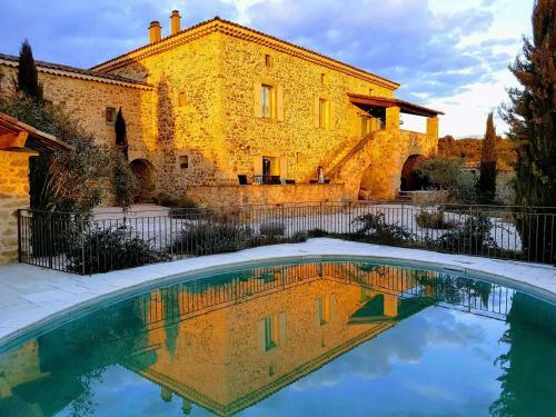 Maison Labastide-de-virac, 5 Pi�ces, 8 Personnes - Fr-1-382-183
