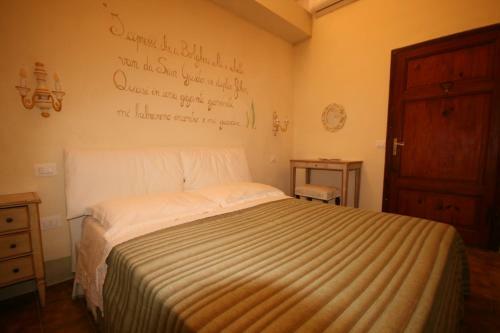 Hostal Affitta Camere Vianova