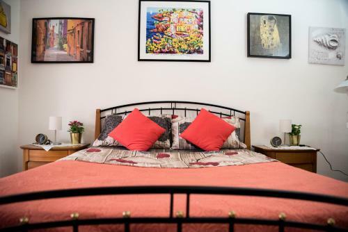 Hostal Le Stanze Di Ginevra Apartment
