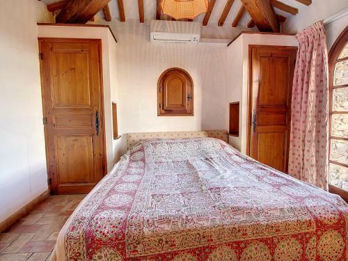 Maison La Garde-freinet, 7 Pi�ces, 6 Personnes - Fr-1-660-1