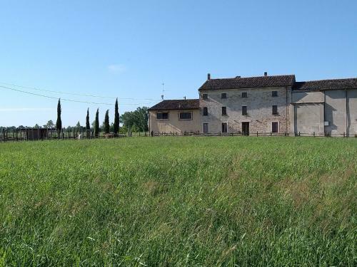 Agroturismo San Pietro Lt