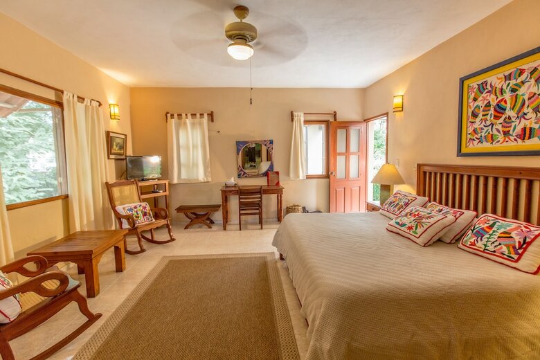 Casa Quetzal Boutique Hotel