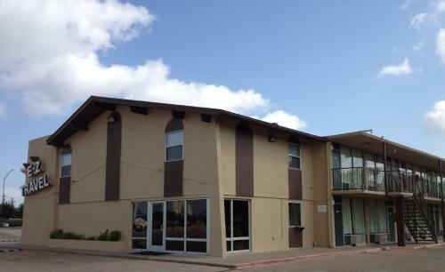 Posada Ez Travel Inn College Station