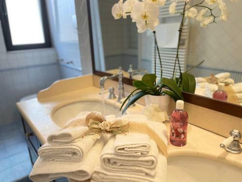 Hostal Dimora Bellini Apartment And Rooms