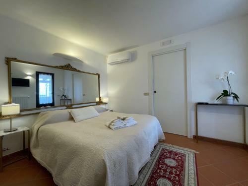 Hostal Dimora Bellini Apartment And Rooms