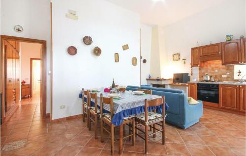 Two-bedroom Apartment In Castellabate