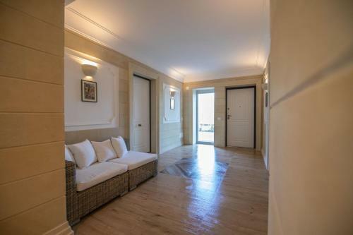 Le Fratte Luxury Home