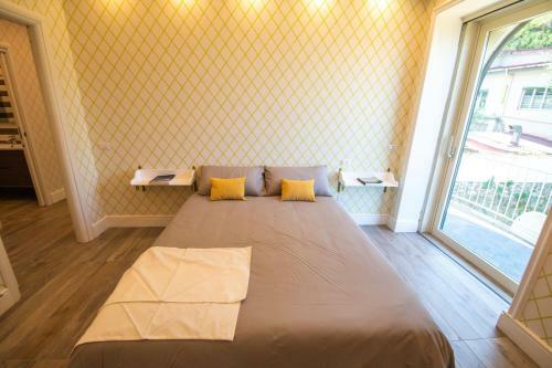 Le Fratte Luxury Home