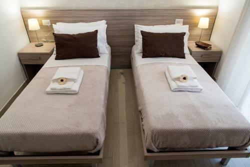 Hostal Lungomare Rooms