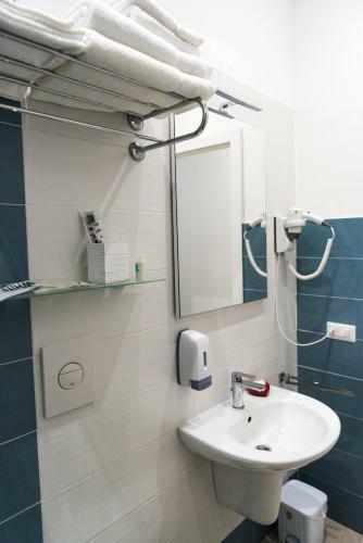 Hostal Lungomare Rooms