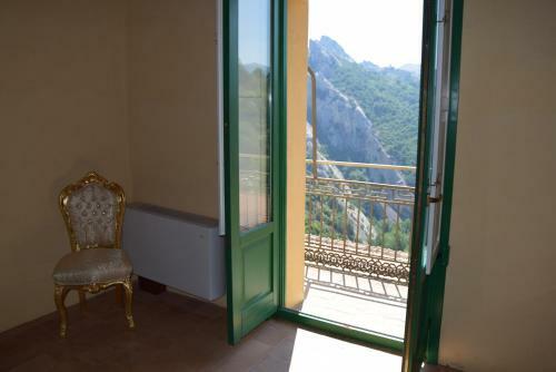 Hostal Arm' Gervasio La Residenza