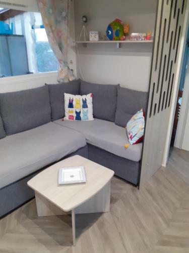 Mobile Home 64768 Tybreizh Holidays In Les Charmettes