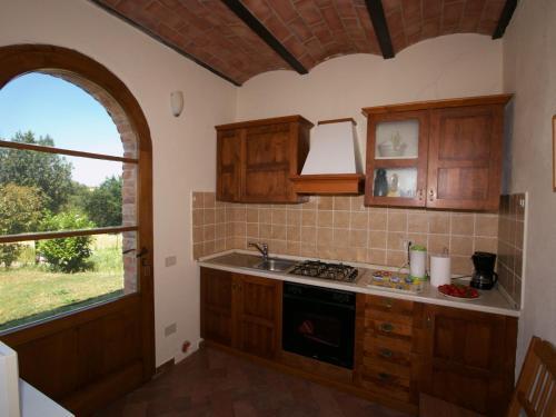 Gorgeous Farmhouse With Pool In Castelnuovo Berardenga