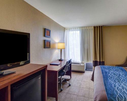 Holiday Inn Express Hotel And Suites Plano East