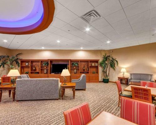 Holiday Inn Express Hotel And Suites Plano East