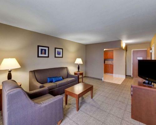 Holiday Inn Express Hotel And Suites Plano East