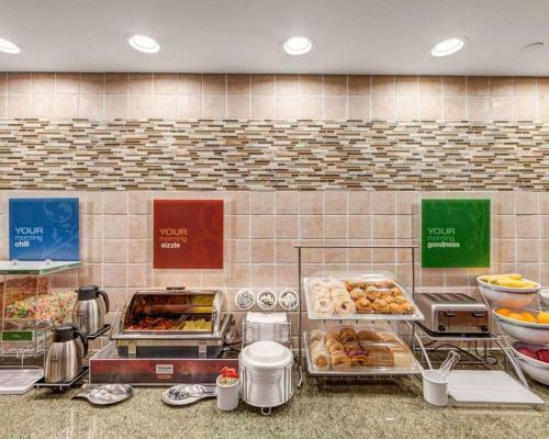 Holiday Inn Express Hotel And Suites Plano East