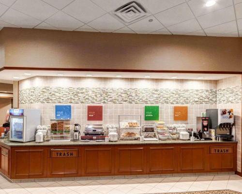 Holiday Inn Express Hotel And Suites Plano East